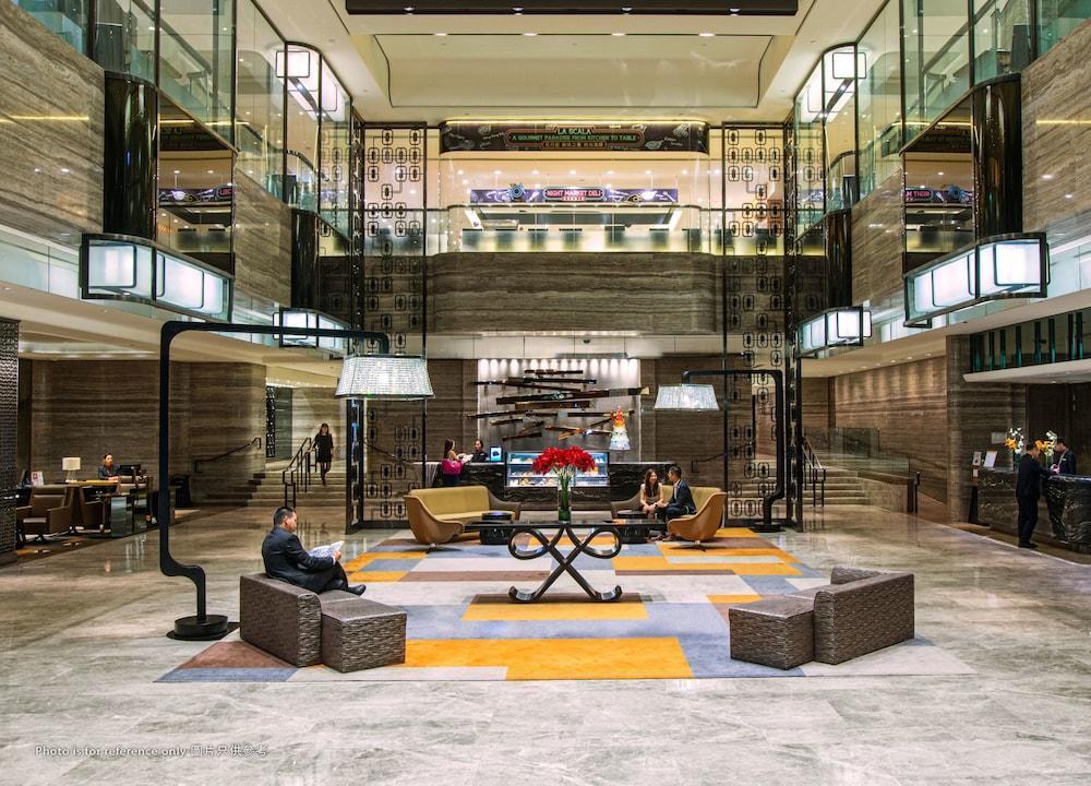 Royal Plaza Hotel Χονγκ Κονγκ Εξωτερικό φωτογραφία The lobby of the hotel